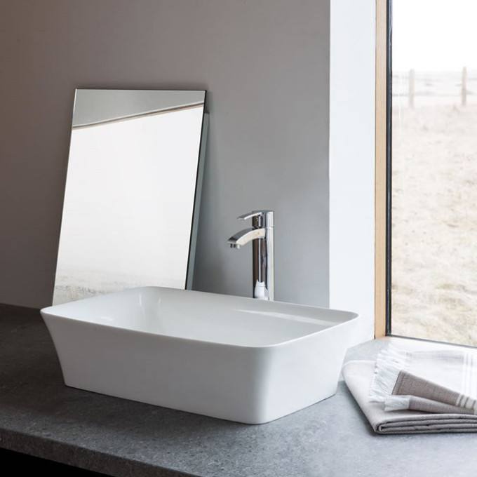 B3CCS-Clearwater-Countertop-Basin-01