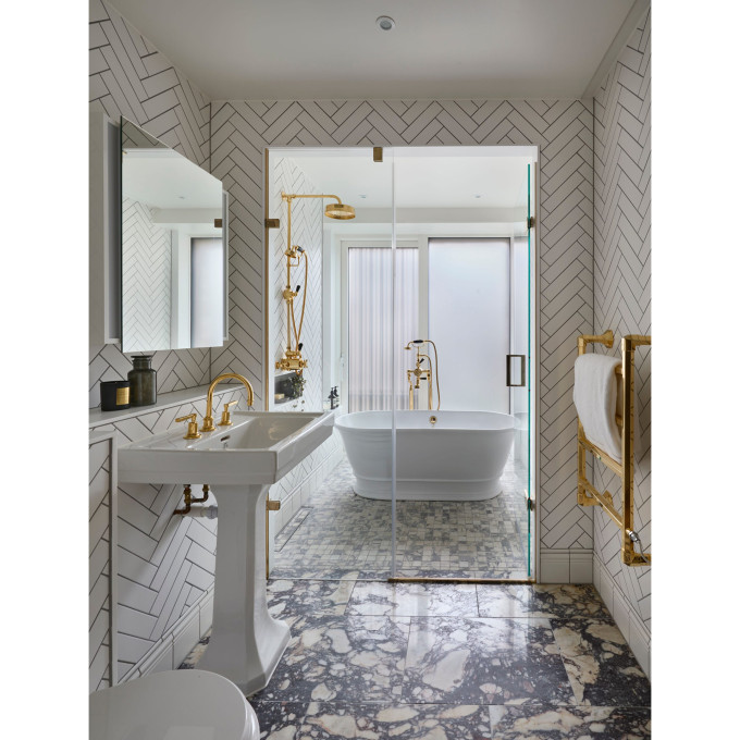 BAB032-BC-Designs-Freestanding-Bath-05