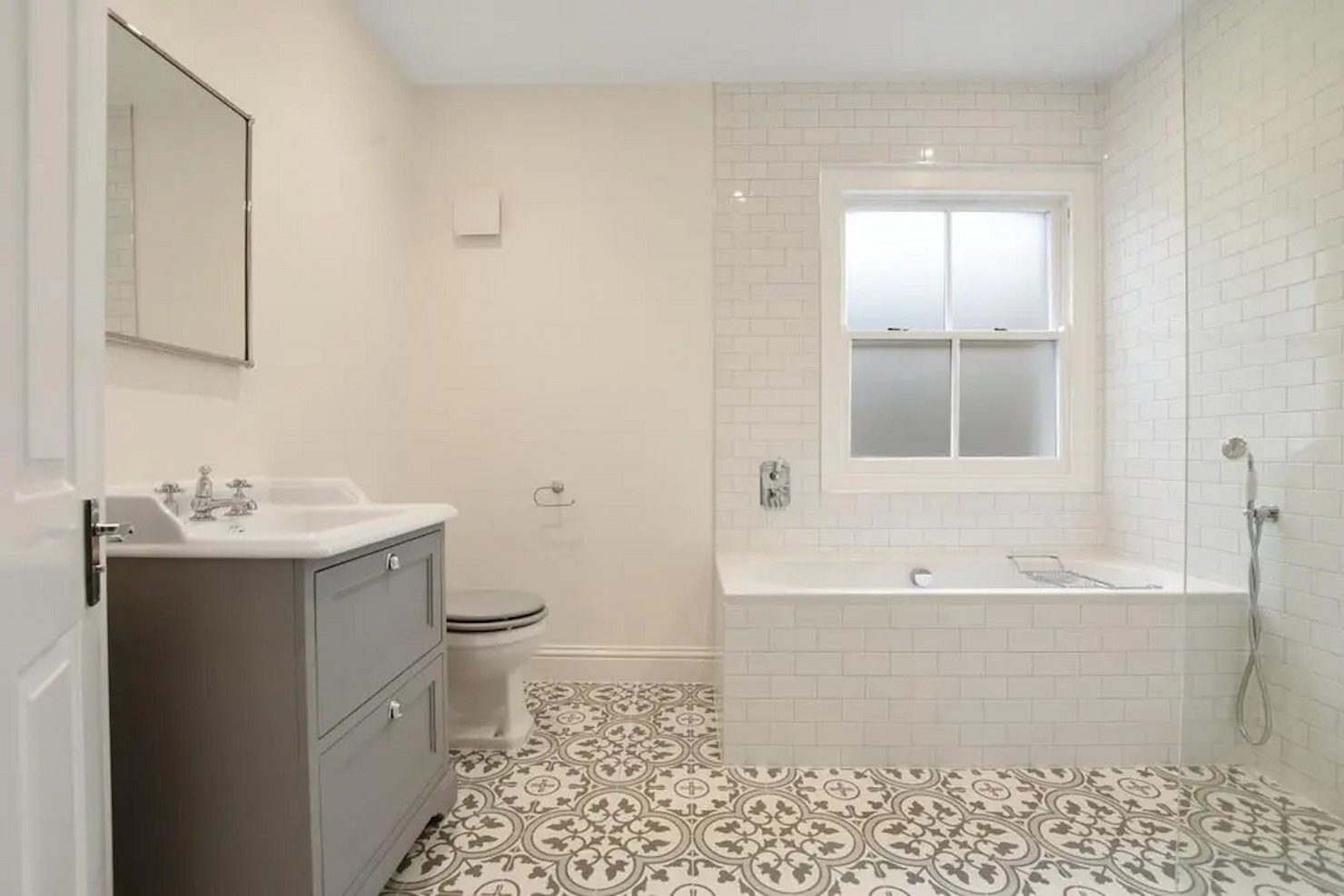 Soft and Serene Bathrooms in Fulham