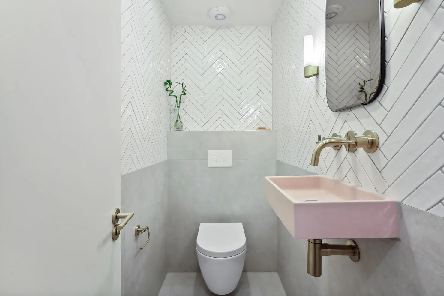 Serene Cloakroom in Richmond