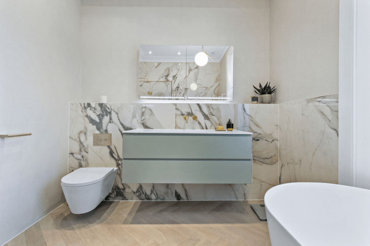 Tranquil Bathroom Suite in London NW3